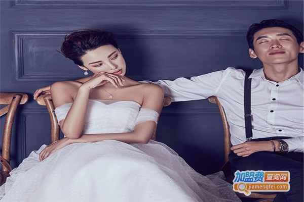 【久久影像婚纱摄影加盟】开店加盟久久影像婚纱摄影，努力赚钱过好日子！