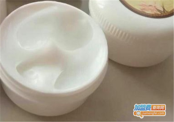 葆莼本草中药洁发霜加盟费