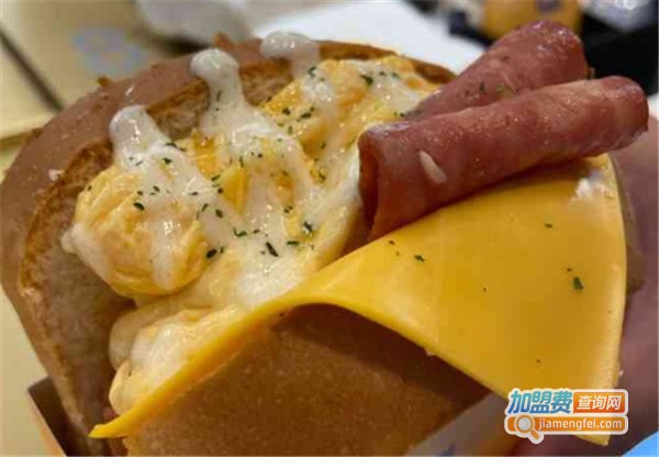 爆蛋吐司店加盟