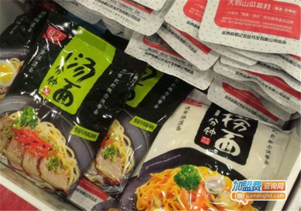 御果缘量贩零食加盟