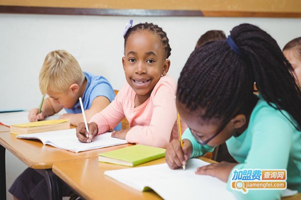 爱侑教育加盟费