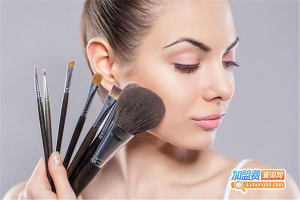 亲亲浓妆淡抹加盟费