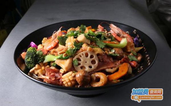 酷辣奇锅麻辣香锅加盟费