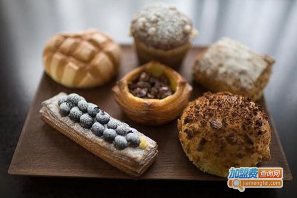 麦塘烘焙加盟费