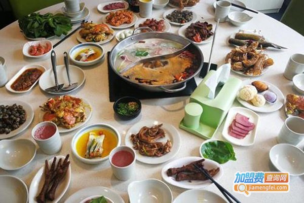 小贝壳海鲜自助火锅加盟费