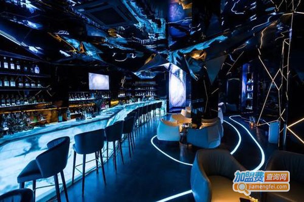 700啤酒屋加盟费