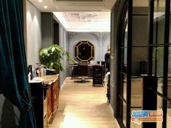 伊本造型加盟费