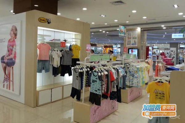 小神龙童装加盟费