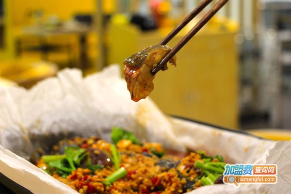 咥鱼毛血旺纸包鱼加盟费