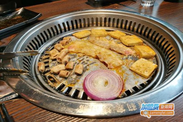 雅莉家烤肉馆加盟费