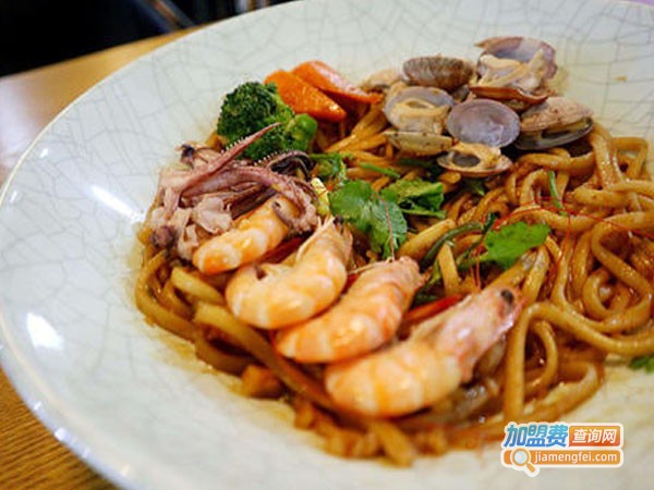 鲨鱼杰克小海鲜焖面加盟门店