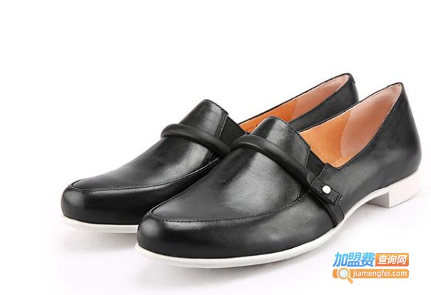 左右缤纷加盟费