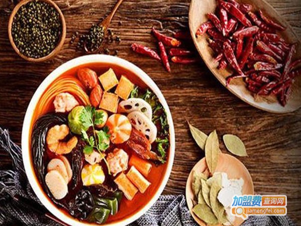 两点一线麻辣烫加盟费