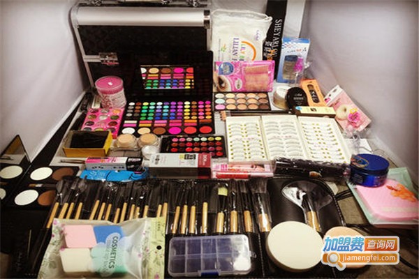 美妆日化加盟费