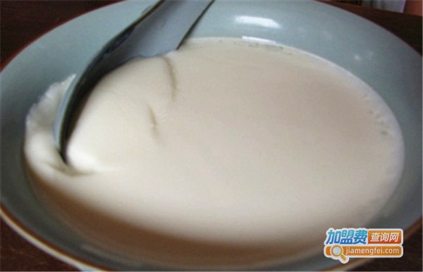 家家鲜奶吧加盟费