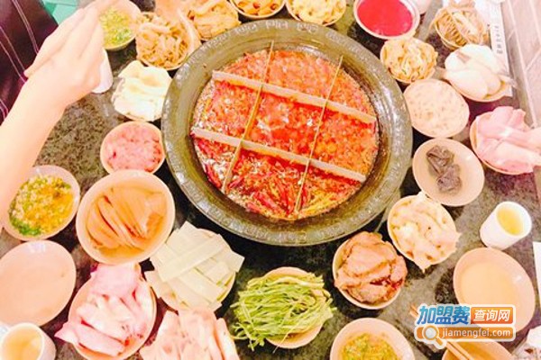 哗家四季火锅加盟费