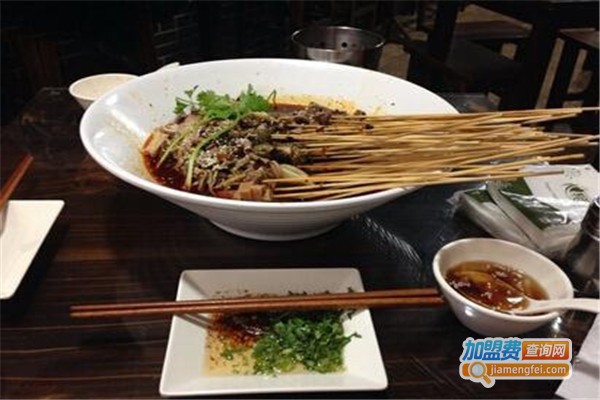 壹鼎香冷锅串串香加盟费