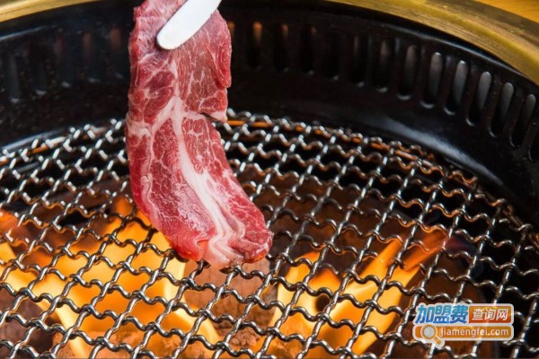 利川家自助炭火烤肉加盟费