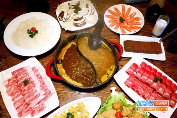 小芭蕉泰式火锅加盟费