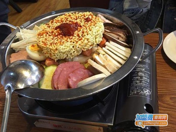 吉来品韩国炸鸡年糕火锅