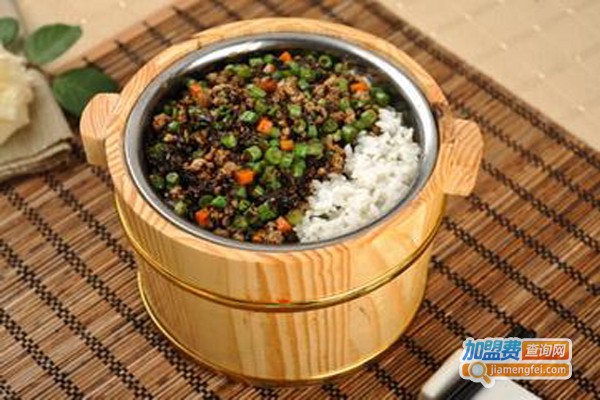 名门正厨木桶饭加盟费
