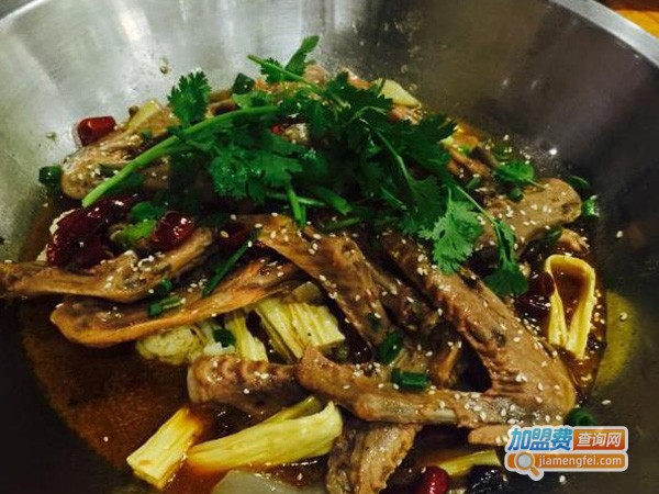 田大师鸭爪爪特色火锅