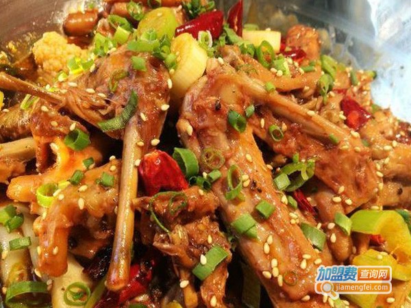 田大师鸭爪爪特色火锅