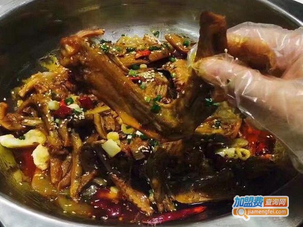 胡大师鸭爪爪特色火锅