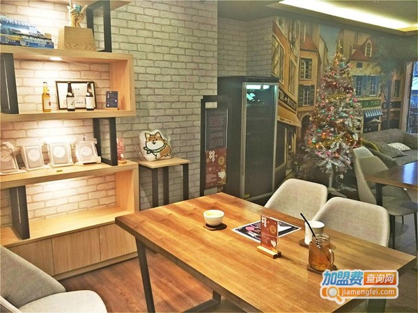 轻饮店铺加盟费
