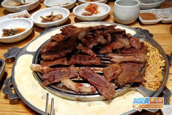 金顺碳烤肉加盟费