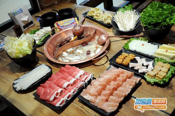 伴城锅语火锅加盟费