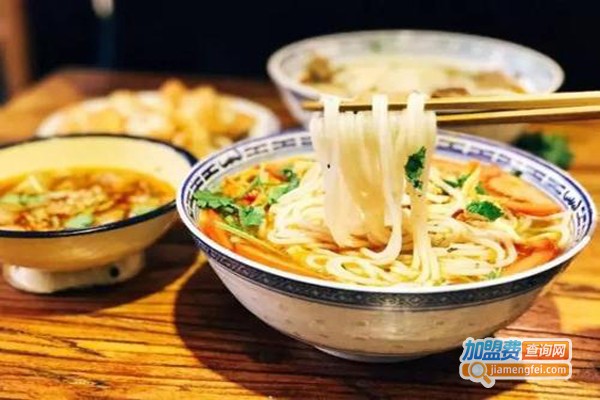 拾叁味桂派米粉加盟费