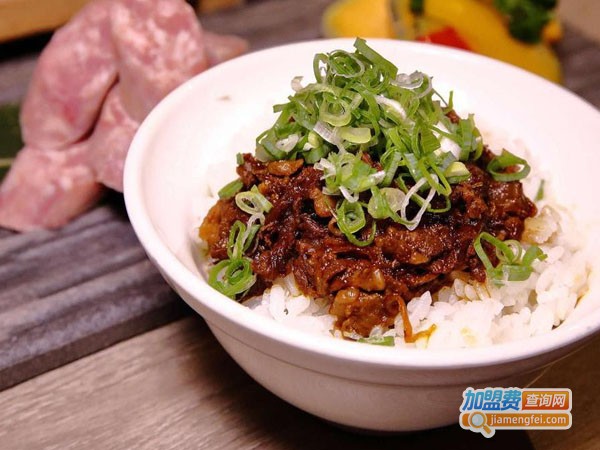 小牛町日式の酱汁烧肉饭加盟费