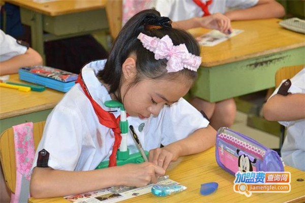 少儿辅导加盟费