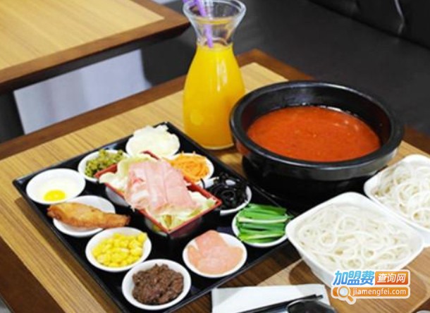 傣晓妹过桥米线加盟费