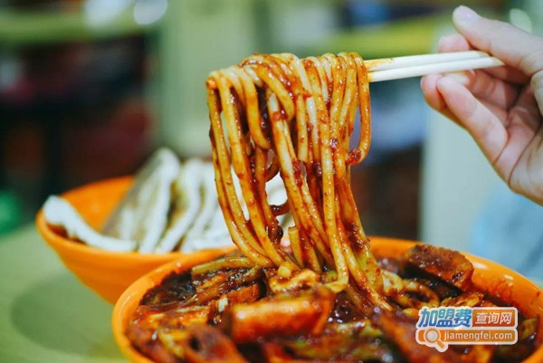 觅辣新疆炒米粉加盟费