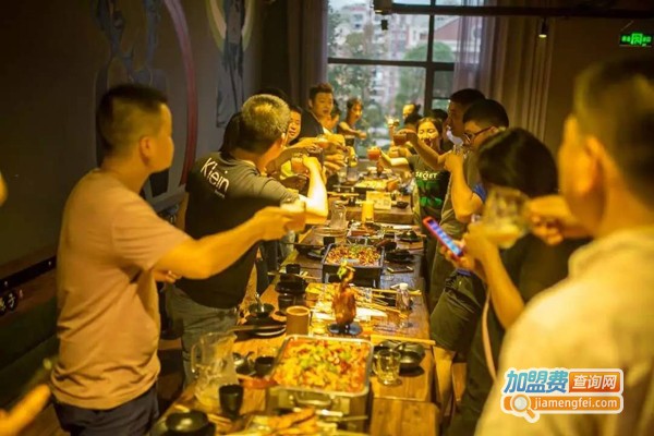 超岛串串火锅加盟费