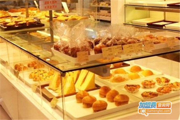 新语烘焙加盟费