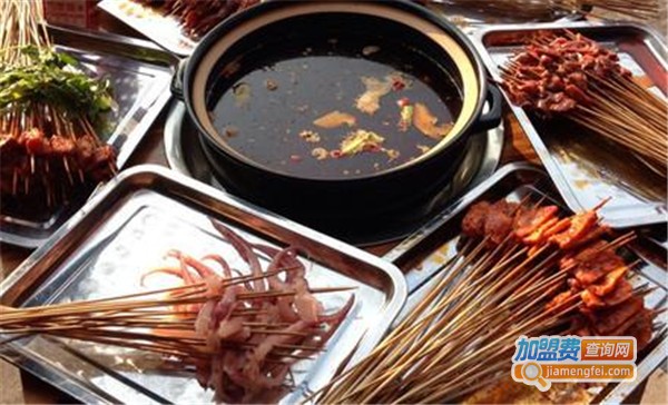 金板凳串串香加盟费