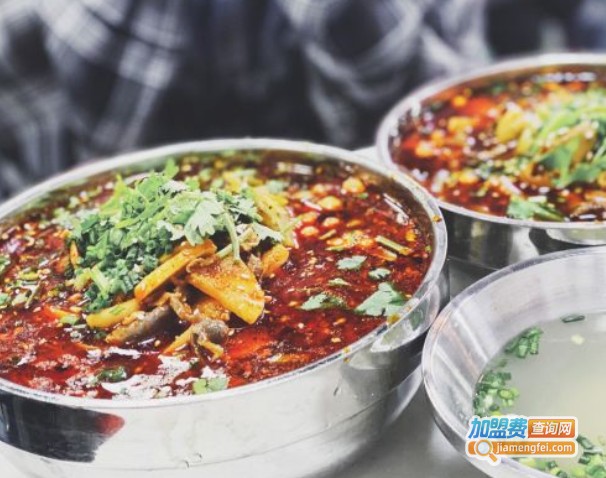 叼嘴巴儿重庆粉面加盟费