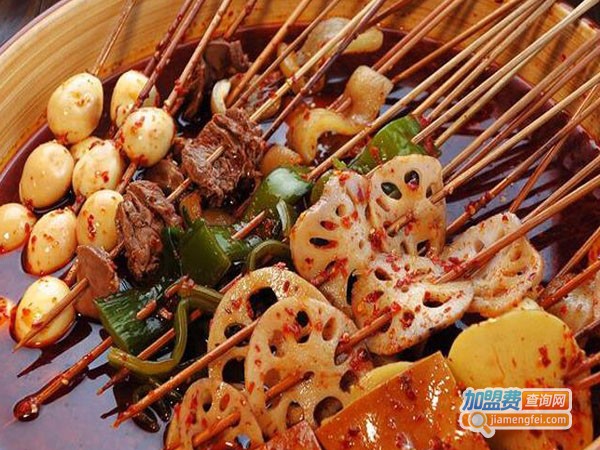 何涛砂锅串串香加盟费