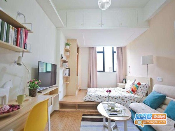 窝趣酒店加盟费