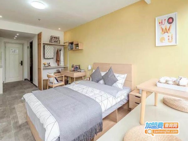 窝趣酒店加盟费