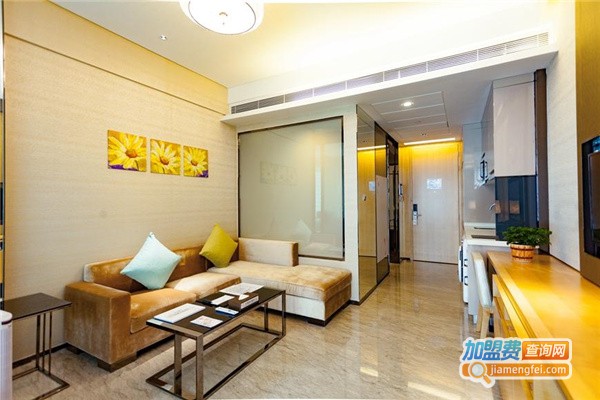 莉泽月子中心加盟