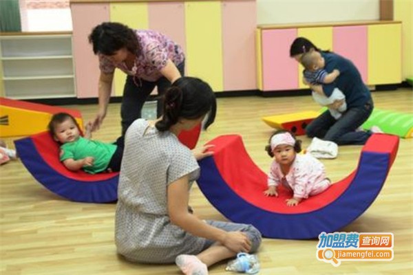 婴儿托育加盟费