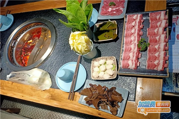 吴佳朋火锅加盟