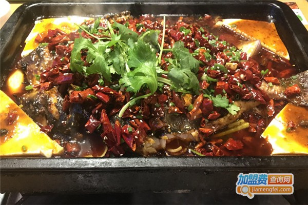 碉堡烤鱼加盟费