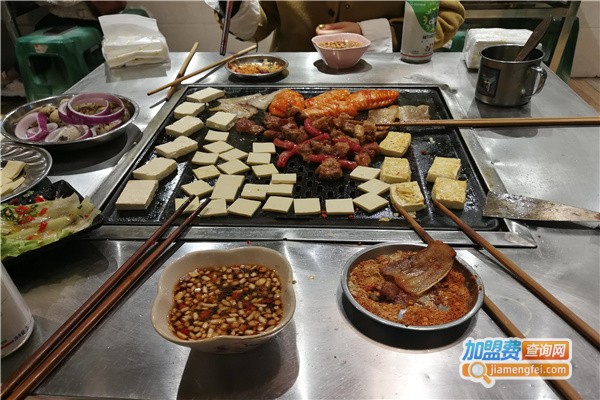 贵阳小豆腐烧烤加盟