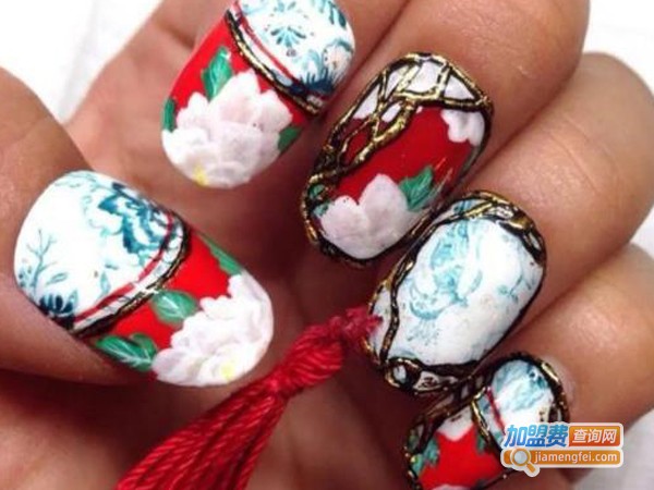 创意美甲加盟费