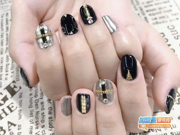 日式美睫美甲加盟费